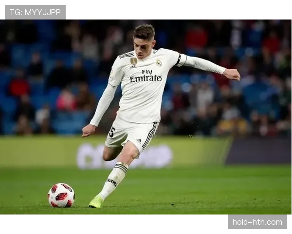 维蒂尼亚 vs 巴尔韦德:动力型中场跑动效率与攻防覆盖对比分析 维蒂尼亚 vs 巴尔韦德:动力型中场跑动效率与攻防覆盖对比分析